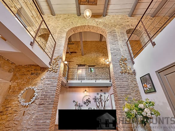 10 Bedroom Villa/House in Goudargues 20