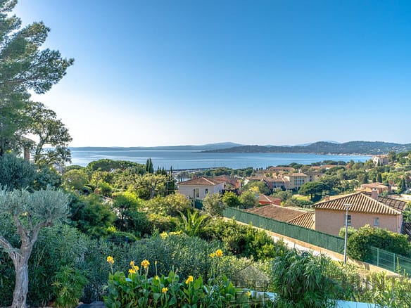 5 Bedroom Villa/House in Les Issambres 24