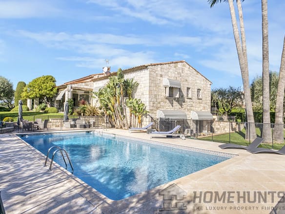 3 Bedroom Villa/House in Nice 24