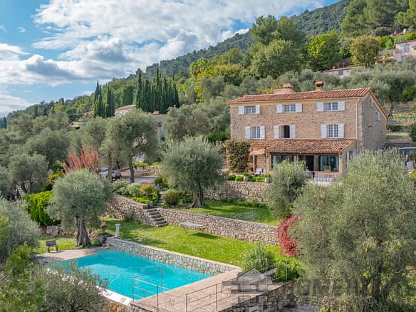 5 Bedroom Villa/House in Le Tignet 36