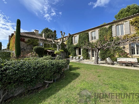 9 Bedroom Villa/House in Maussane Les Alpilles 20
