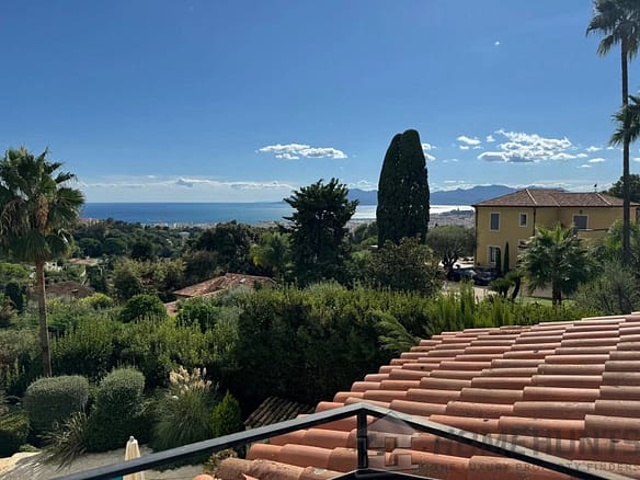 5 Bedroom Villa/House in Cannes 2