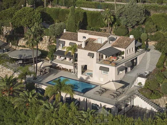 10 Bedroom Villa/House in Cannes 32