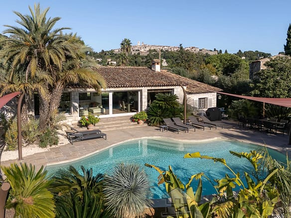 3 Bedroom Villa/House in La Colle Sur Loup 10
