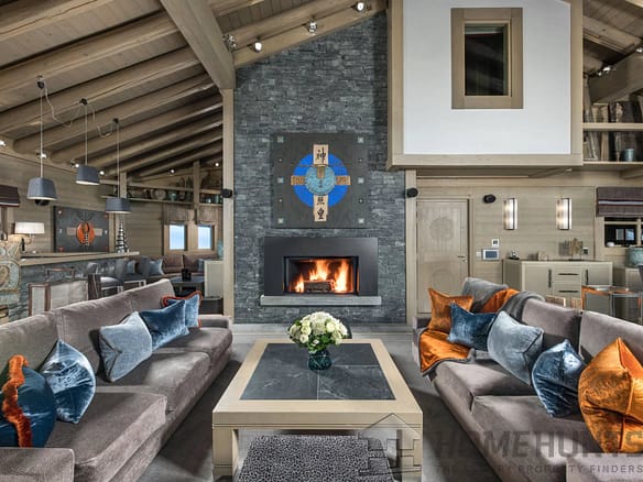 5 Bedroom Chalet in Courchevel 24