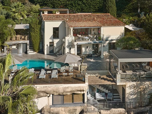 5 Bedroom Villa/House in Cannes 24
