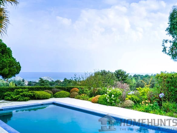 4 Bedroom Villa/House in Villeneuve Loubet 6