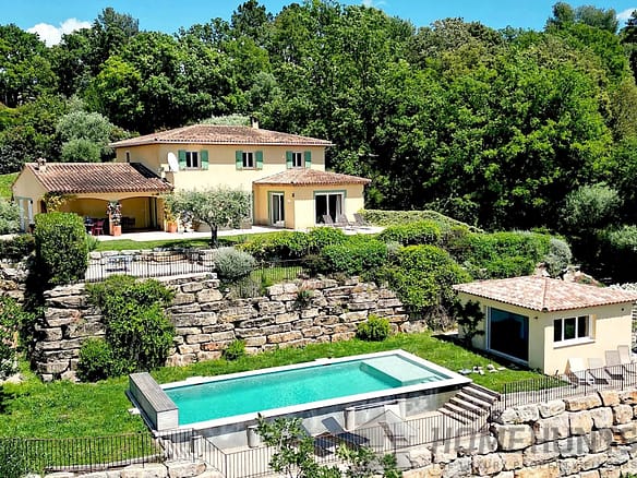 5 Bedroom Villa/House in Montauroux 14