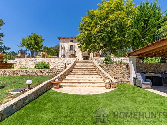 12 Bedroom Villa/House in Pierrevert 20