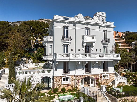 7 Bedroom Villa/House in Cap D Ail 22