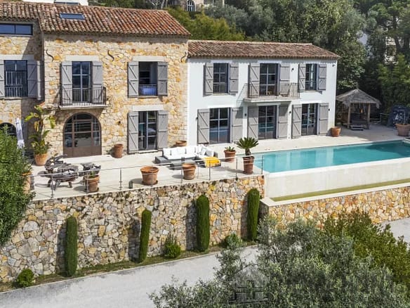 9 Bedroom Villa/House in Le Cannet 8