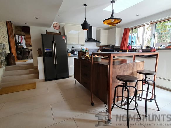 6 Bedroom Castle/Estates in St Gervais 4