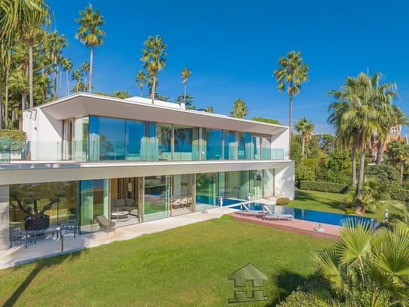 6 Bedroom Villa/House in Cannes 36