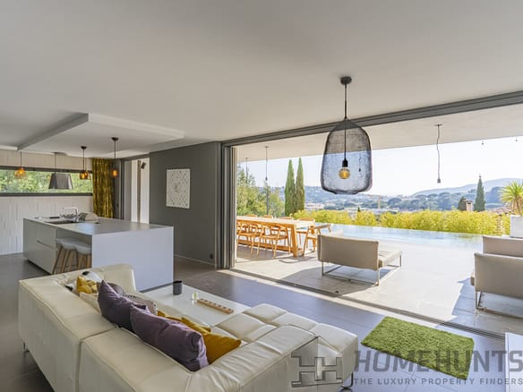 4 Bedroom Villa/House in Cavalaire Sur Mer 10