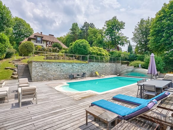 4 Bedroom Villa/House in Bougival 4