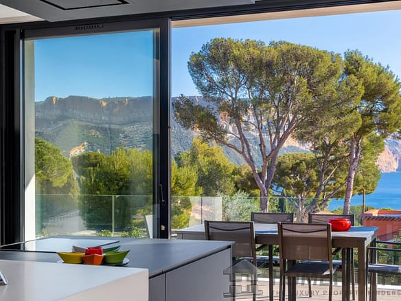 4 Bedroom Villa/House in Cassis 8