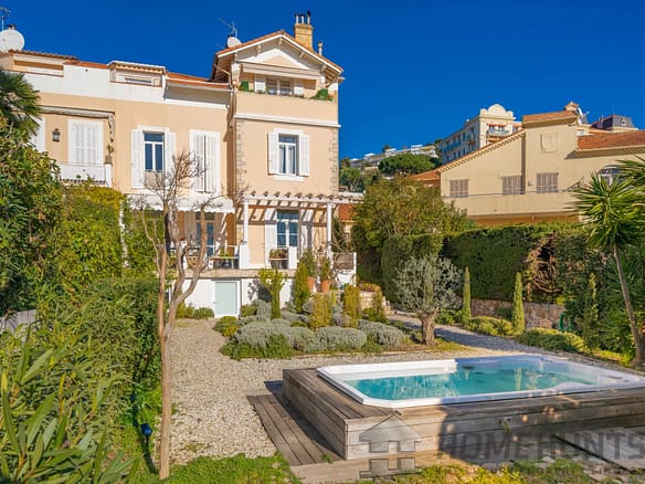 3 Bedroom Apartment in Cannes 10