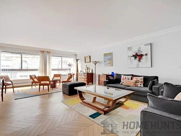 4 Bedroom Apartment in Paris 7th (Invalides, Eiffel Tower, Orsay) 9