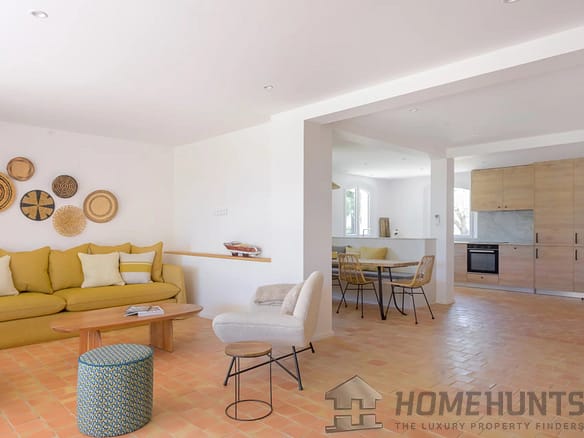3 Bedroom Villa/House in Carqueiranne 9