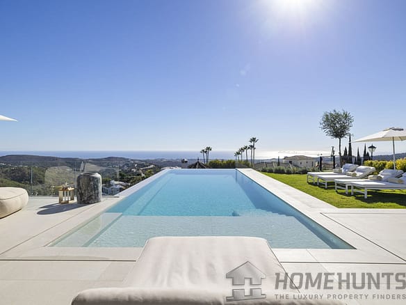6 Bedroom Villa/House in Benahavís 26
