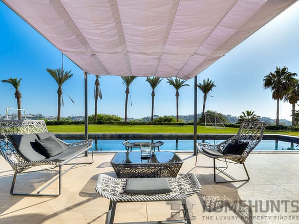 5 Bedroom Villa/House in Benahavís 14