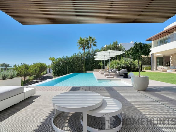 5 Bedroom Villa/House in Benahavís 4
