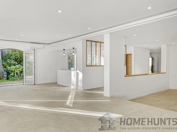 6 Bedroom Villa/House in Mougins 8