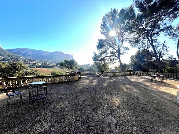4 Bedroom Villa/House in Cassis 6