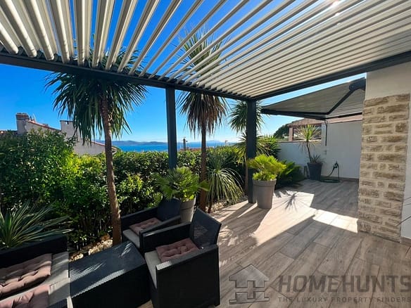 3 Bedroom Apartment in La Ciotat 36