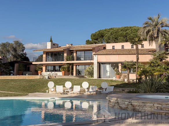 5 Bedroom Villa/House in Nice 22
