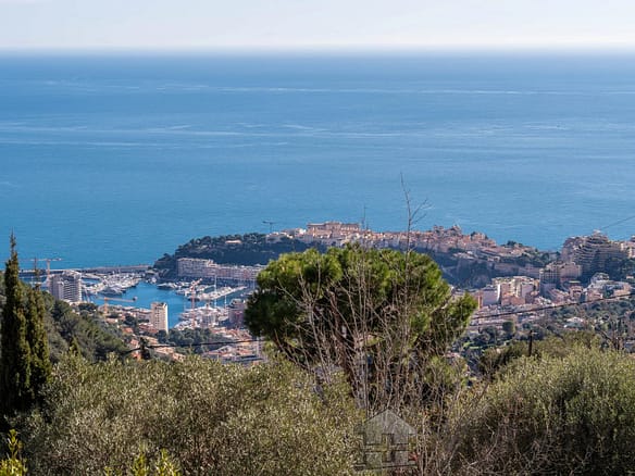3 Bedroom Villa/House in La Turbie 28