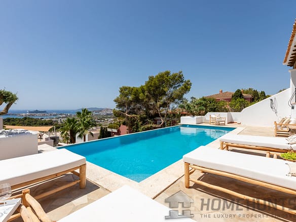 5 Bedroom Villa/House in Cap Martinet 34
