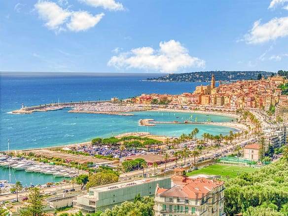 4 Bedroom Apartment in Menton 16