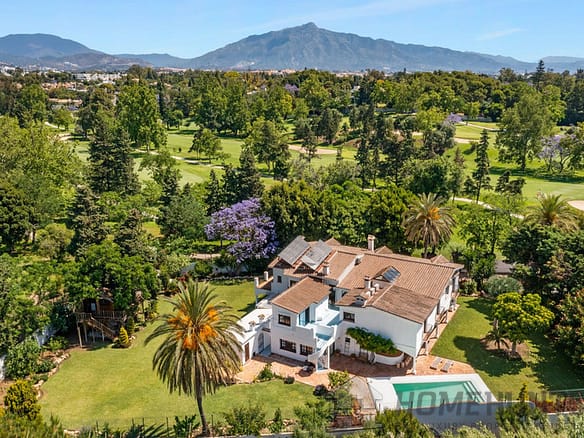 4 Bedroom Villa/House in Guadalmina Baja 18