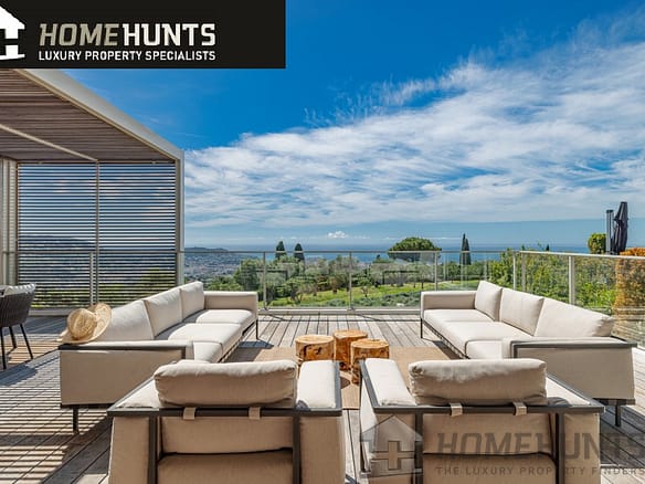 4 Bedroom Apartment in Nice 6