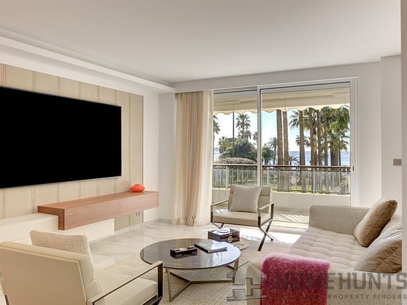 2 Bedroom Apartment in Cannes 4