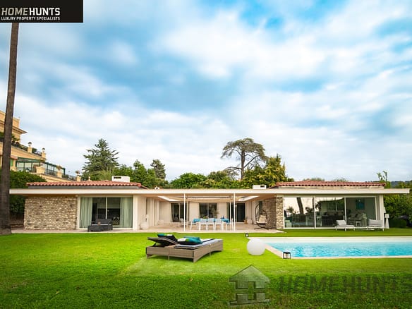 7 Bedroom Villa/House in Nice 18