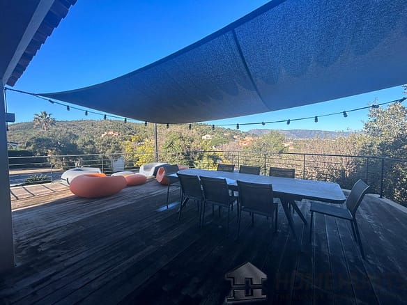 6 Bedroom Villa/House in Bormes Les Mimosas 9
