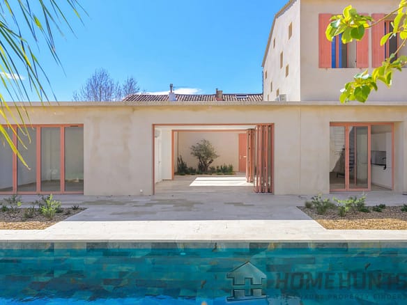 3 Bedroom Villa/House in Marseille 34