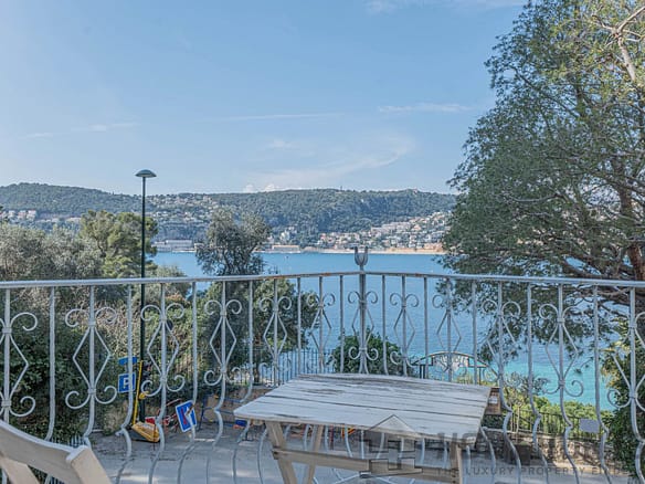 4 Bedroom Villa/House in St Jean Cap Ferrat 7