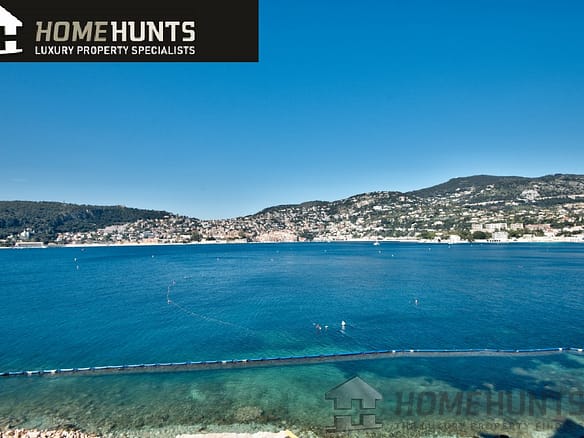 3 Bedroom Apartment in St Jean Cap Ferrat 4