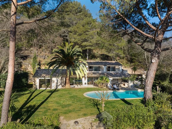 3 Bedroom Villa/House in La Colle Sur Loup 28
