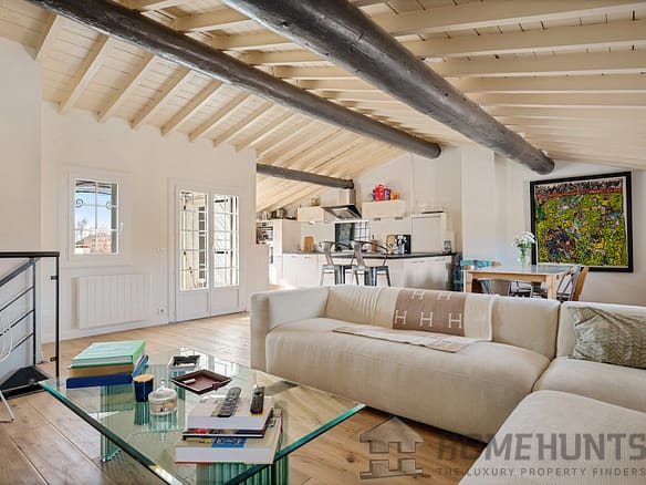 4 Bedroom Apartment in Aix En Provence 30