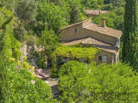 3 Bedroom Villa/House in Cotignac 12