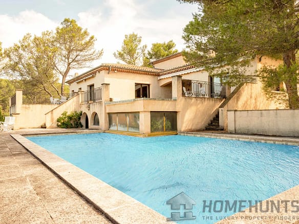7 Bedroom Villa/House in Aix En Provence 9