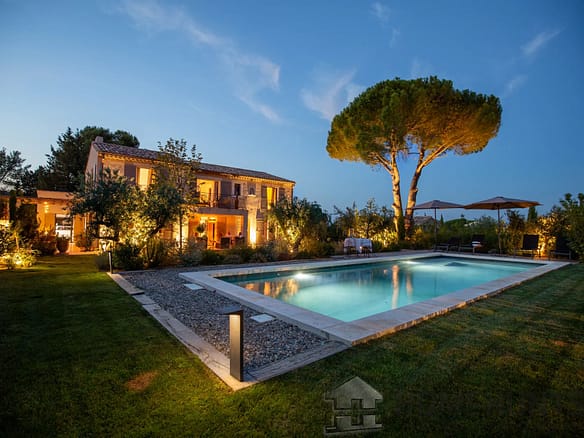 4 Bedroom Villa/House in Eygalieres 34