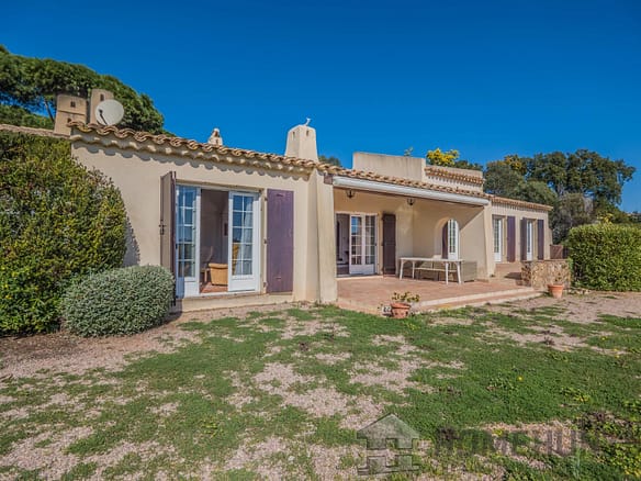 5 Bedroom Villa/House in Les Issambres 3