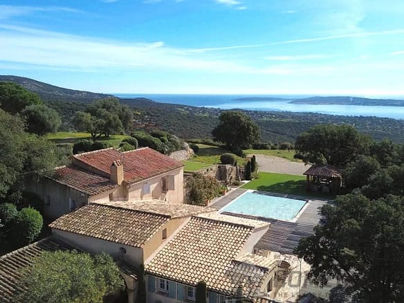 5 Bedroom Villa/House in Grimaud 22