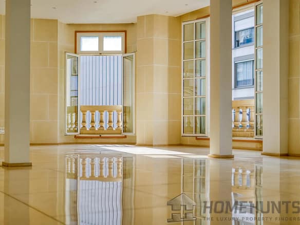 4 Bedroom Apartment in Paris 8th (Golden Triangle - Parc Monceau) 10
