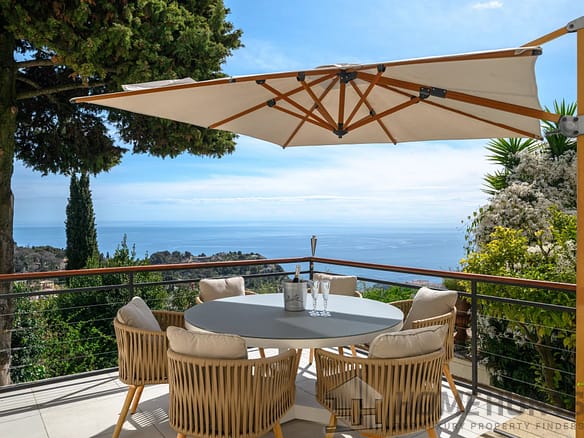 4 Bedroom Villa/House in La Turbie 16